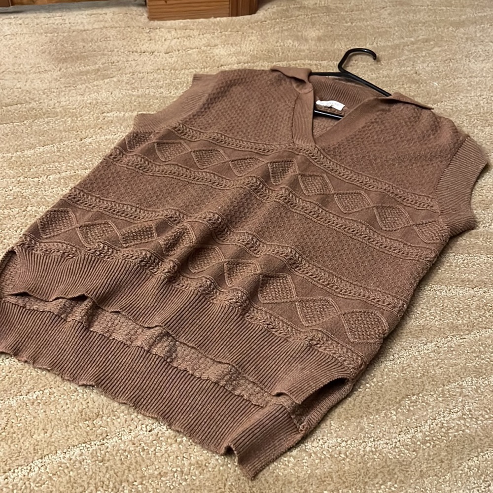 Urban hippie brown sleeveless sweater - Picture 2 of 4